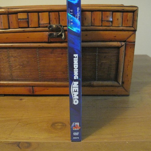 Finding Nemo 2 Disc Collectors Edition - Picture 3 of 15